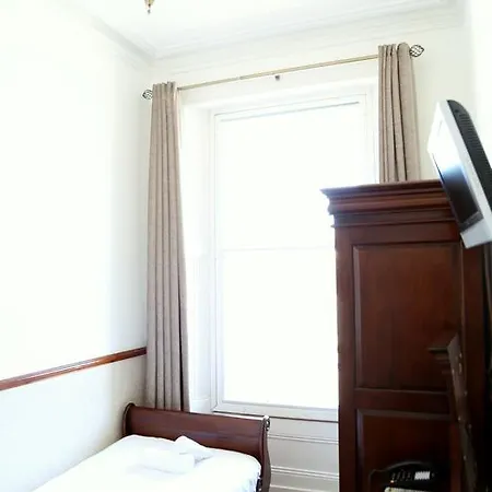 Hotel Keswick Park 3*